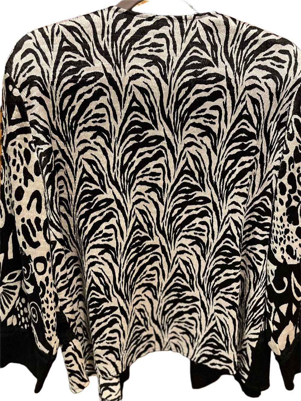 19. WOMENS CHICO’S 3/XL DETAIL JACKET - Picture 7 of 7